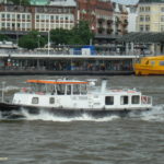 Carl Feddersen 001 am 27.6.2007 vor den Landungsbrücken