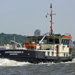 Deepenschriewer II auf der Elbe in Hamburg