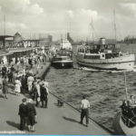 Arp Schnittger an den Landungsbrücken ca 1954