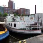 River-Boat ex-Schulau am 22.05.2011 am Anleger von Max Jens im Binnenhafen_3