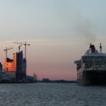 Queen Mary 2 am 19.08.2012_3