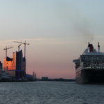 Queen Mary 2 am 19.08.2012_3