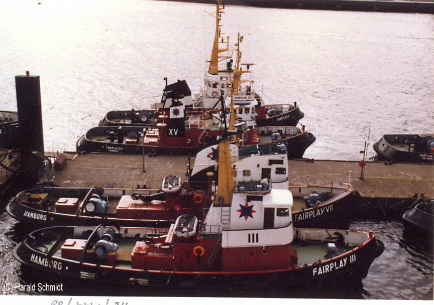 Hafenansicht 030: Schlepperponton Neumühlen im September 1989