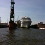 Die Europa beim Dockvorgang_1