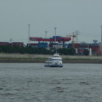 Die Tonne unterwegs auf der Elbe_1