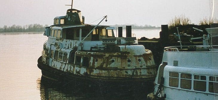 Die ehemalige HADAG-Hafenfähre STADERSAND 1991 in Wedel