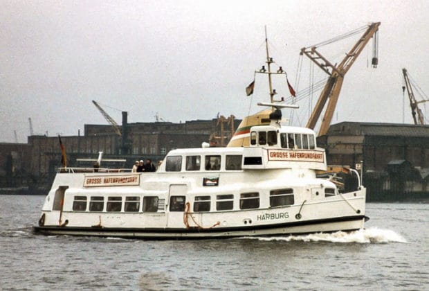 HADAG-Hafenfähre HARBURG im Jahr 1981 in Hamburg