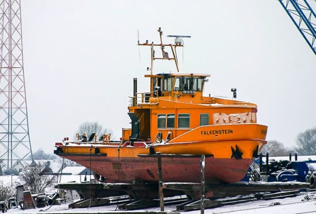 HADAG-Hafenfähre FALKENSTEIN beim Umbau im Januar 2010
