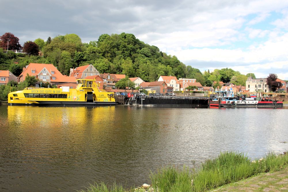 GRASBROOK in Lauenburg eingetroffen